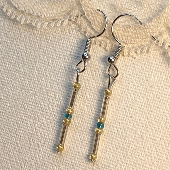 {Earring Bundle} - Picture 2 of 4